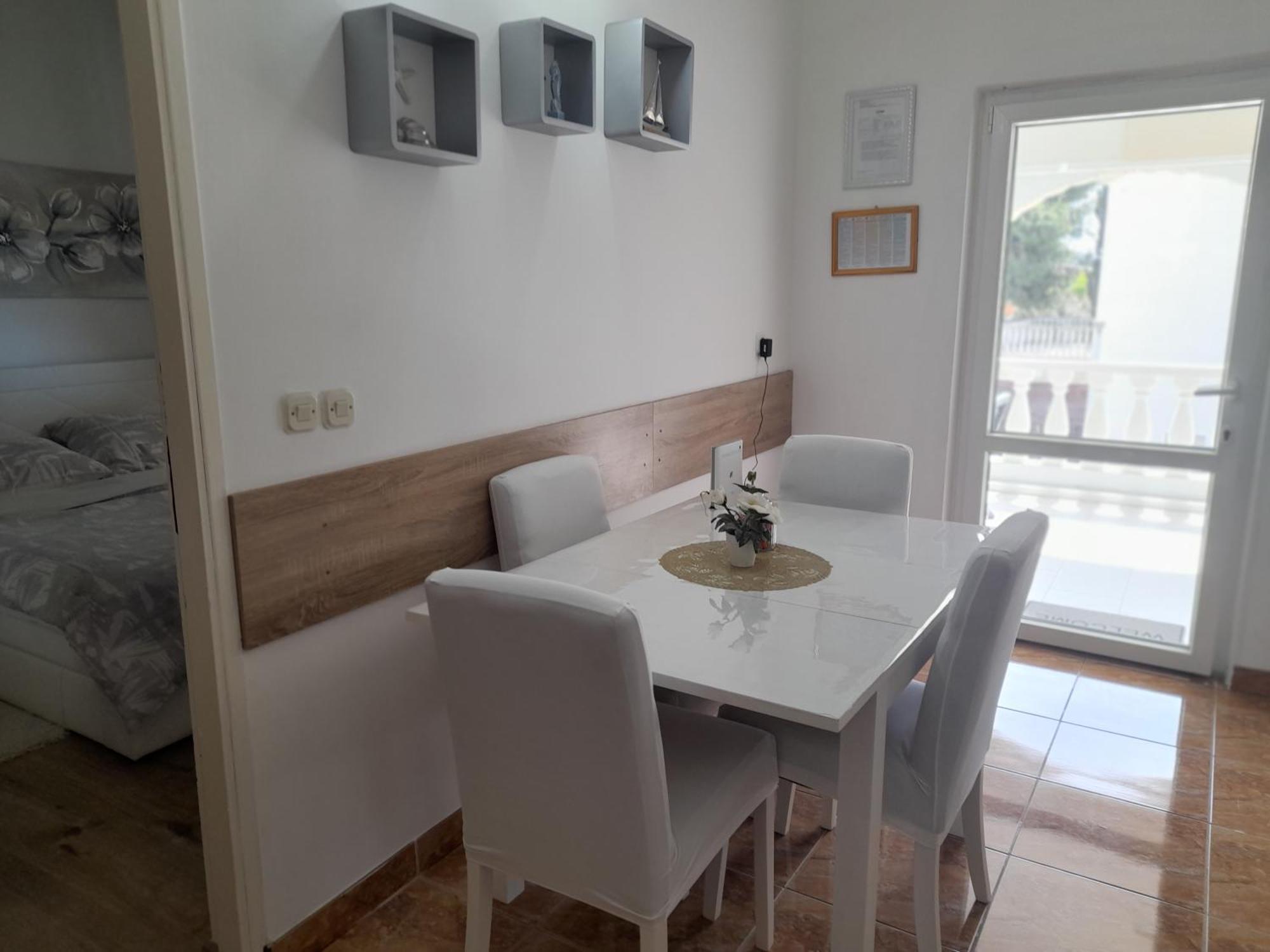 Apartment Megy Вир Екстер'єр фото